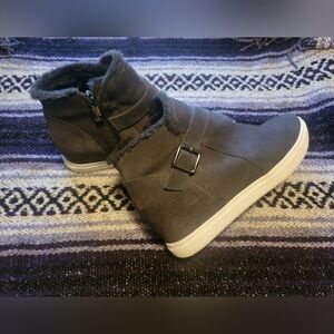 Aqua college Booties